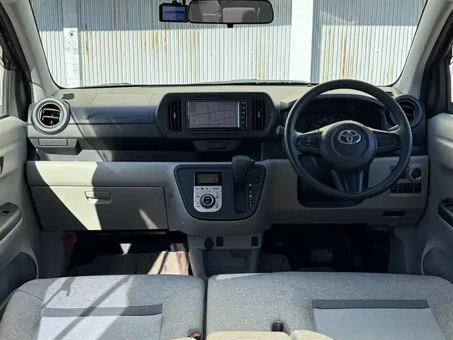 トヨタ パッソ X Lパッケージ S 三重県 2019(令1)年 3.1万km ファイアークォーツレッドM ♪ワンオーナー/♪走行30599ｋｍ/スマートアシストIII/・衝突警報機能/・衝突回避支援ブレーキ機能/・誤発進抑制制御機能/・車線逸脱警報機能/・先行車発信お知らせ機能/・オートハイビーム/スマートキー×2/プッシュスタート/純正ナビ/・CD・SD・AUX・TV/・Bluetoothオーディオ/・バックカメラ/前後ドライブレコーダー/コーナーセンサー/電動コーナーポール/アイドリングストップ/ステアリングスイッチ/オートライト/オートリトラクタブルミラー/社外14インチAW/純正ホイール積込/ヘッドライトレベライザー/プライバシーガラス/フロアマット/ドアバイザー