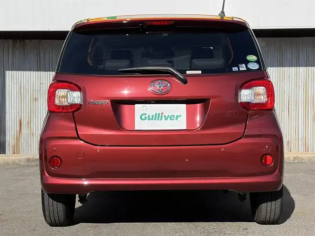 トヨタ パッソ X Lパッケージ S 三重県 2019(令1)年 3.1万km ファイアークォーツレッドM ♪ワンオーナー/♪走行30599ｋｍ/スマートアシストIII/・衝突警報機能/・衝突回避支援ブレーキ機能/・誤発進抑制制御機能/・車線逸脱警報機能/・先行車発信お知らせ機能/・オートハイビーム/スマートキー×2/プッシュスタート/純正ナビ/・CD・SD・AUX・TV/・Bluetoothオーディオ/・バックカメラ/前後ドライブレコーダー/コーナーセンサー/電動コーナーポール/アイドリングストップ/ステアリングスイッチ/オートライト/オートリトラクタブルミラー/社外14インチAW/純正ホイール積込/ヘッドライトレベライザー/プライバシーガラス/フロアマット/ドアバイザー