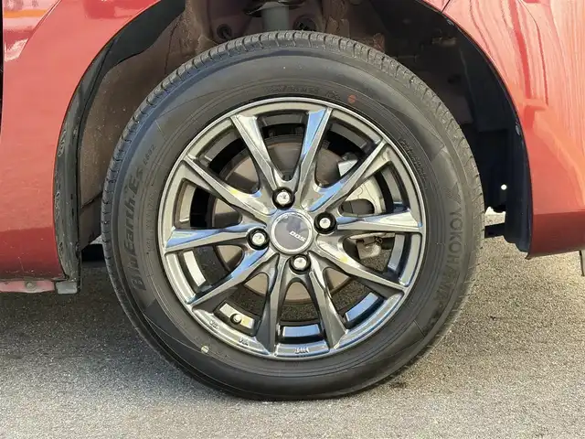 トヨタ パッソ X Lパッケージ S 三重県 2019(令1)年 3.1万km ファイアークォーツレッドM ♪ワンオーナー/♪走行30599ｋｍ/スマートアシストIII/・衝突警報機能/・衝突回避支援ブレーキ機能/・誤発進抑制制御機能/・車線逸脱警報機能/・先行車発信お知らせ機能/・オートハイビーム/スマートキー×2/プッシュスタート/純正ナビ/・CD・SD・AUX・TV/・Bluetoothオーディオ/・バックカメラ/前後ドライブレコーダー/コーナーセンサー/電動コーナーポール/アイドリングストップ/ステアリングスイッチ/オートライト/オートリトラクタブルミラー/社外14インチAW/純正ホイール積込/ヘッドライトレベライザー/プライバシーガラス/フロアマット/ドアバイザー