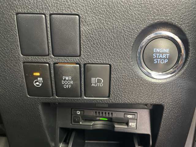 トヨタ アルファード S Cパッケージ 三重県 2021(令3)年 2.2万km ブラック /禁煙車//ナビ機能付き純正9型ディスプレイオーディオ//サンルーフ//純正12.1型フリップダウンモニター//電動リアゲート//両側電動スライドドア//デジタルインナーミラー//純正オプション DVDデッキ//DN席シートベンチレーション//DN席パワーシート//シートメモリー//トヨタセーフティセンス//衝突軽減ブレーキ//レーントレーシングアシスト//レーダークルーズコントロール//ブラインドスポットモニター//バックカメラ//前後クリアランスソナー