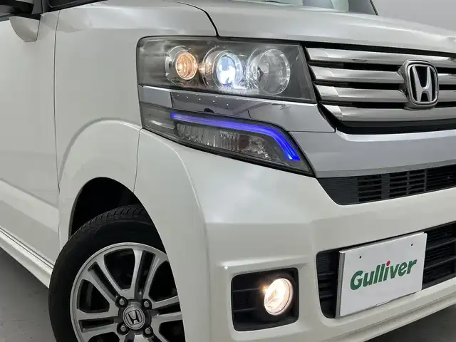 ホンダ Ｎ ＢＯＸ カスタム G SSパッケージ 福岡県 2014(平26)年 4.6万km プレミアムホワイトパール 社外７型ナビ（フルセグＴＶ）　/シティブレーキアクティブシステム　/横滑り防止　/ＥＣＯＮモード　/電動格納ミラー　/プッシュスタート　/両側電動スライドドア　/オートライト　/純正フロアマット　/純正１４インチＡＷ