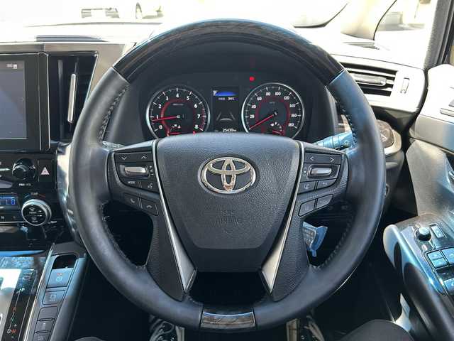 トヨタ アルファード S Cパッケージ 兵庫県 2021(令3)年 2.6万km ブラック 純正10.5インチナビ/純正12.1インチ後席モニター（リモコン有）/デジタルインナーミラー/ベンチレーションシート/パワーハッチバック/ドライブレコーダー/ハンドルヒーター/バックカメラ/LEDヘッドライト/オートハイビーム/ETC2.0/レザーシート黒/アダプティブクルーズコントロール/衝突軽減ブレーキ/フルセグTV/取扱説明書/保証書