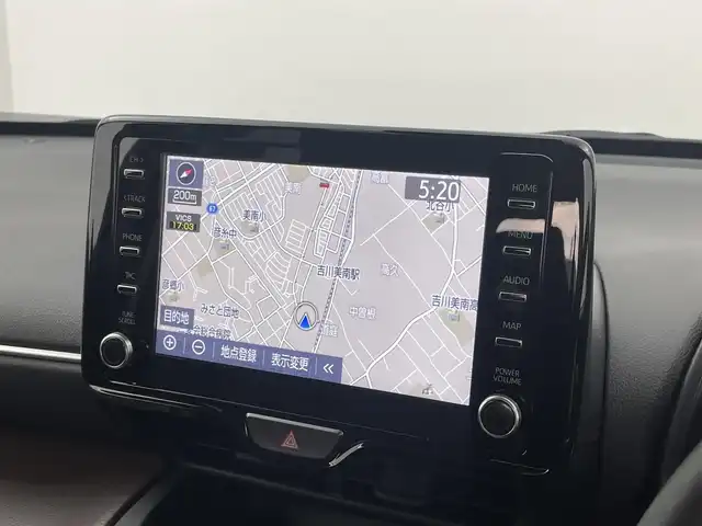 トヨタ ヤリスクロス ハイブリッド Z 埼玉県 2022(令4)年 2.6万km ブラック/ダークシェリーマイカM 純正８インチディスプレイオーディオ　/パノラミックビューモニター　　　/プリクラッシュセーフティ/ブラインドスポットモニター/レーダークルーズコントロール　/シートヒーター　/ステアリングヒーター　/前後ドライブレコーダー/クリアランスソナー /AC100V　/LEDオートライト/ETC
