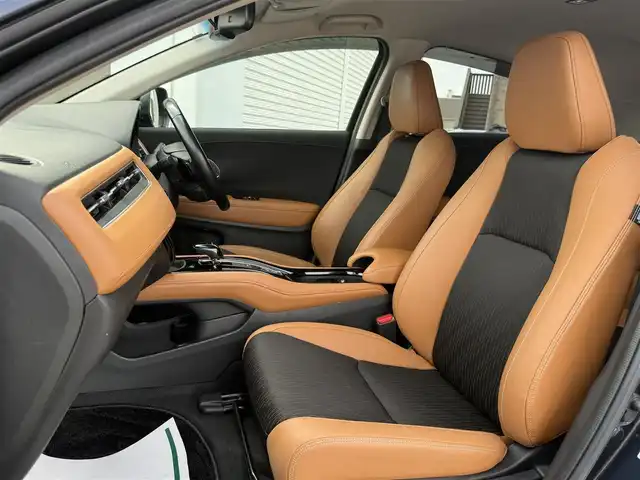 ホンダ ヴェゼル ハイブリッド Z ホンダセンシング 香川県 2018(平30)年 5万km ミッドナイトブルービームM 社外SDナビ/フルセグ/CD/DVD/Bluetooth/バックカメラ/ホンダセンシング/レーダークルーズ/ハーフレザーシート/シートヒーター/ーフレール/コーナーセンサー/LEDヘッドライト/ETC