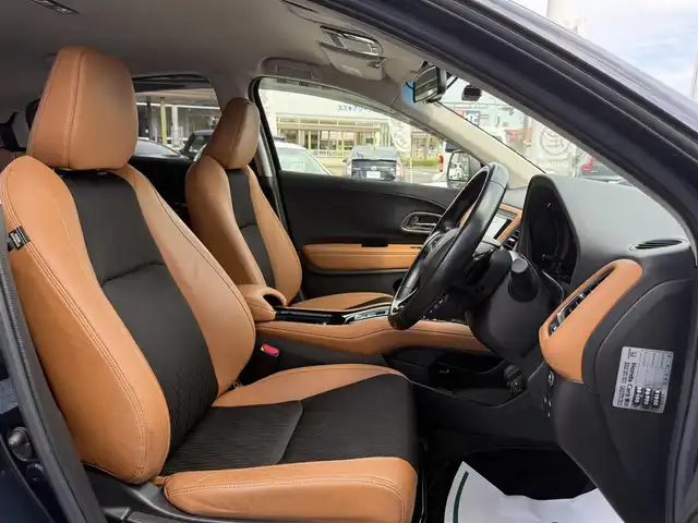 ホンダ ヴェゼル ハイブリッド Z ホンダセンシング 香川県 2018(平30)年 5万km ミッドナイトブルービームM 社外SDナビ/フルセグ/CD/DVD/Bluetooth/バックカメラ/ホンダセンシング/レーダークルーズ/ハーフレザーシート/シートヒーター/ーフレール/コーナーセンサー/LEDヘッドライト/ETC