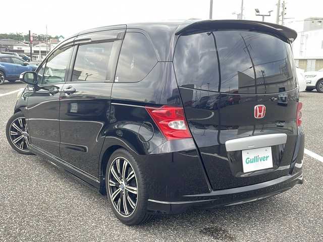 ホンダ フリード Gエアロ Lパッケージ 島根県 2008(平20)年 8.8万km プレミアムブラキッシュパール 社外ナビ（AVN-G03）/フルセグTV/無限グリル/片側パワースライドドア/バックカメラ/ETC/ステアリングスイッチ/スマートキー/スペアキー/オートエアコン/HIDヘッドライト/レザー調シートカバー/17インチ社外AW/社外足回り