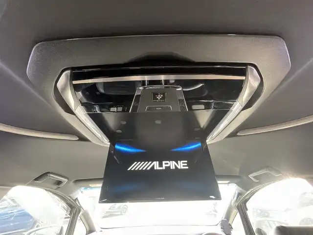 トヨタ ヴェルファイア Z Aエディション 千葉県 2016(平28)年 7.2万km ホワイト ユーザー買取車両/衝突軽減ブレーキ/前後クリアランスソナー/アルパインフリップダウンモニター/アルパイン11型ナビ/・フルセグ/BT/DVD/CD/バックカメラ/ステアリングスイッチ/ETC/両側パワースライドドア/ハーフレザーシート/LEDヘッドライト/オートライト/フォグライト/電動パーキングブレーキ/ブレーキホールド/スマートキー/プッシュスタート/純正フロアマット/純正18インチAW