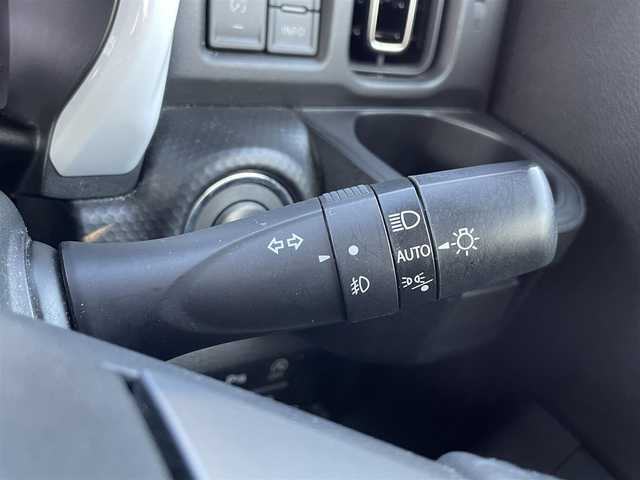 スズキ ハスラー HYBRID X 大阪府 2020(令2)年 2.9万km ブルーイッシュブラックパール3 スズキセーフティサポート/・デュアルカメラブレーキーサポート/・レーンキープアシスト/・クリアランスソナー/・横滑り防止装置/社外ナビ　KENWOODナビ/・Bluetooth/フルセグTV/CD/DVD/SMARTUSEN/　ラジオ/主要装備/・バックカメラ/・アイドリングストップ/・D+Nシートヒーター/・ステアリングスイッチ/・純正フロアマット/・純正AW/・LEDヘッドライト/・革巻きステアリングホイール/・フルフラット/・ETC