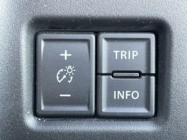 スズキ ハスラー HYBRID X 大阪府 2020(令2)年 2.9万km ブルーイッシュブラックパール3 スズキセーフティサポート/・デュアルカメラブレーキーサポート/・レーンキープアシスト/・クリアランスソナー/・横滑り防止装置/社外ナビ　KENWOODナビ/・Bluetooth/フルセグTV/CD/DVD/SMARTUSEN/　ラジオ/主要装備/・バックカメラ/・アイドリングストップ/・D+Nシートヒーター/・ステアリングスイッチ/・純正フロアマット/・純正AW/・LEDヘッドライト/・革巻きステアリングホイール/・フルフラット/・ETC