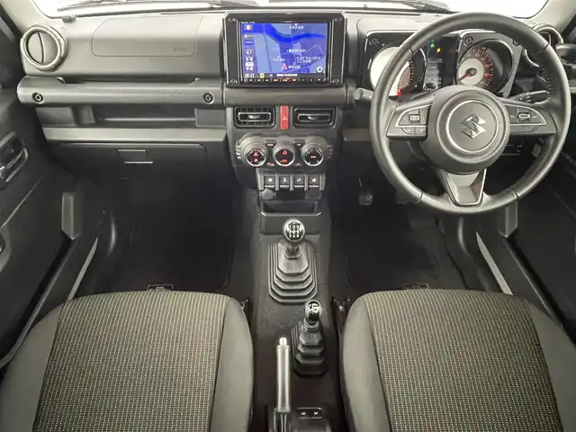 スズキ ジムニー シエラ JC 福島県 2021(令3)年 3.5万km ミディアムグレー ４WD/ワンオーナー/純正SDナビ/ 【BT/CD/DVD/フルセグTV/AM/FM】/プッシュスタート/クルーズコントロール/ステアリングスイッチ/シートヒーター/ (D席/N席）/ビルトインETC/ドライブレコーダー/フロアマット/電動格納ミラー/ドアバイザー/オートライト/LEDヘッドライト/・フォグランプ/背面タイヤ/社外16インチAW/スマートキー/。スペアキー/ダウンヒルアシストコントロール/レーンキープアシスト/衝突被害軽減システム/・保証書/・取扱説明書