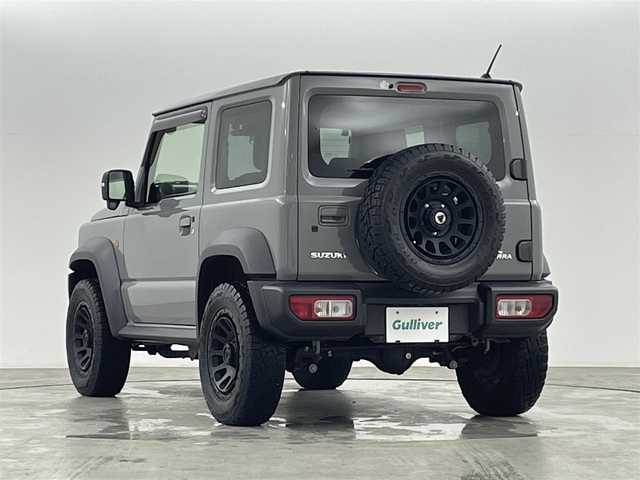 スズキ ジムニー シエラ JC 福島県 2021(令3)年 3.5万km ミディアムグレー ４WD/ワンオーナー/純正SDナビ/ 【BT/CD/DVD/フルセグTV/AM/FM】/プッシュスタート/クルーズコントロール/ステアリングスイッチ/シートヒーター/ (D席/N席）/ビルトインETC/ドライブレコーダー/フロアマット/電動格納ミラー/ドアバイザー/オートライト/LEDヘッドライト/・フォグランプ/背面タイヤ/社外16インチAW/スマートキー/。スペアキー/ダウンヒルアシストコントロール/レーンキープアシスト/衝突被害軽減システム/・保証書/・取扱説明書