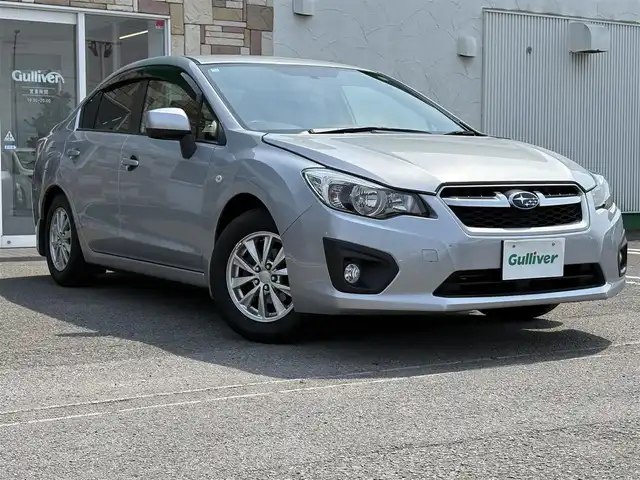 スバル インプレッサ Ｇ４ 1．6i－L 徳島県 2014(平26)年 3.2万km アイスシルバーメタリック ETC/純正フロアマット/AM/FM/iPod/CD/ドアバイザー/スペアキー/純正15インチアルミホイール/ダウンヒルアシストコントロール/新車時保証書/取扱説明書