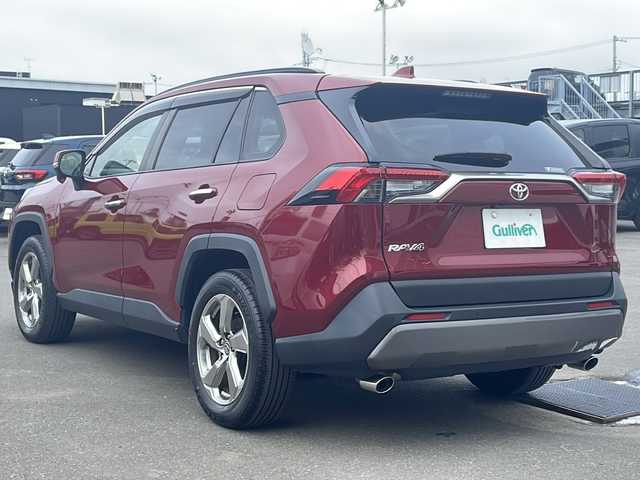 トヨタ ＲＡＶ４ G 道東・釧路十勝 2021(令3)年 1.8万km センシュアルレッドマイカ 4WD/社外メモリナビ CN-RE06WD/　(AM/FM/CD/BT)/フルセグTV/バックカメラ/社外前ドライブレコーダー/パワーバックドア/ビルドインETC/前席シートヒーター/運転席パワーシート/プリクラッシュセーフティ/レーンキープアシスト/オートハイビーム/レーダークルーズコントロール/横滑り防止装置/ルーフレール/ハンドルヒーター/電子パーキング/ブレーキホールド