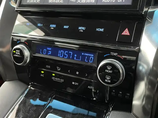 トヨタ ヴェルファイア Z Gエディション 大阪府 2019(令1)年 8.3万km ブラック ワンオーナー/黒革シート/純正12インチ後席用モニター（V12T-R68T）/デジタルインナーミラー/置くだけ充電/3眼LEDヘッドライト/シーケンシュアルライト/ブラインドスポットモニター/AC100Vコンセント2個/純正10インチナビ/・AM/FM/CD/DVD/BT/フルセグ/HDMI/バックカメラ/メモリシート/パワーシート/シートヒーター/エアーシート/ステアリングヒーター/電動リアゲート/両側電動スライド/純正18インチアルミホイール/トヨタセーフティーセンス/・プリクラッシュセーフティー/・レーントレーシングアシスト/・レーダークルーズコントロール/・ロードサインアシスト/・アダプティブハイビームシステム/・オートマチックハイビーム/ドライブレコーダー/ETC/保証書/スペアキー