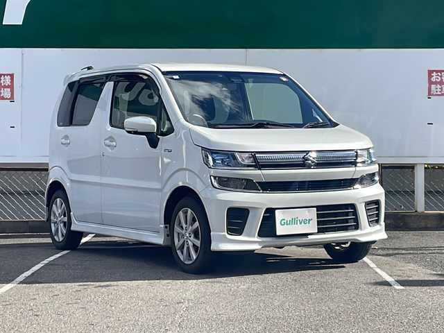 スズキ ワゴンＲ HYBRID FZ 福島県 2020(令2)年 4.3万km ピュアホワイトP スズキセーフティサポート/・衝突被害軽減ブレーキ/・車線逸脱警報装置/・誤発進抑制装置/・ふらつき警報機能/・先行車発進お知らせ機能/・ハイビームアシスト/社外ナビ/・型番：MDV-S708/・フルセグTV/SD/iPod/CD/DVD/BT/FM/AM/・バックカメラ/・ETC/ベンチシート/・D席シートヒーター/・フルフラットシート/革張りステアリング/・ステアリングスイッチ/プッシュスタート/・スマートキー/電動格納ミラー/・ウィンカーミラー/LEDヘッドライト/・オートライト/純正フロアマット/ドアバイザー