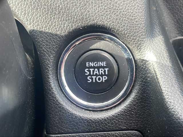 スズキ ワゴンＲ HYBRID FZ 福島県 2020(令2)年 4.3万km ピュアホワイトP スズキセーフティサポート/・衝突被害軽減ブレーキ/・車線逸脱警報装置/・誤発進抑制装置/・ふらつき警報機能/・先行車発進お知らせ機能/・ハイビームアシスト/社外ナビ/・型番：MDV-S708/・フルセグTV/SD/iPod/CD/DVD/BT/FM/AM/・バックカメラ/・ETC/ベンチシート/・D席シートヒーター/・フルフラットシート/革張りステアリング/・ステアリングスイッチ/プッシュスタート/・スマートキー/電動格納ミラー/・ウィンカーミラー/LEDヘッドライト/・オートライト/純正フロアマット/ドアバイザー