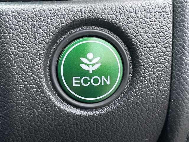 ホンダ シャトル ハイブリッド X ホンダセンシング 神奈川県 2017(平29)年 6.3万km ミッドナイトブルービームM 純正ナビ（VXM-184VFi）/ワンセグ/CD/DVD//追従クルーズコントロール　/バックカメラ　/シートヒーター　/ビルドインＥＴＣ　/ドライブレコーダー　/ＬＥＤヘッドライト　/フォグライト　/オートライト　/スマートキー/スペアキー　/純正アルミホイール/純正フロアマット/ABS/横滑り防止装置/衝突被害軽減システム/保証書/取扱説明書/記録簿