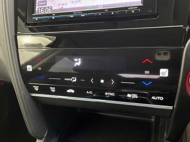 ホンダ シャトル ハイブリッド X ホンダセンシング 栃木県 2017(平29)年 6.3万km ミッドナイトブルービームM 純正ナビ（VXM-184VFi）/（BT/ワンセグ/CD/DVD/AM/FM)/衝突軽減システム/追従クルーズコントロール　/横滑り防止/先行車発進お知らせ/標識認識機能/車線逸脱抑制機能/バックカメラ　/シートヒーター　/ビルドインＥＴＣ　/ドライブレコーダー　/ＬＥＤヘッドライト　/ステアリングスイッチ/プッシュスタート/スマートキー/スペアキー　/純正アルミホイール/純正フロアマット