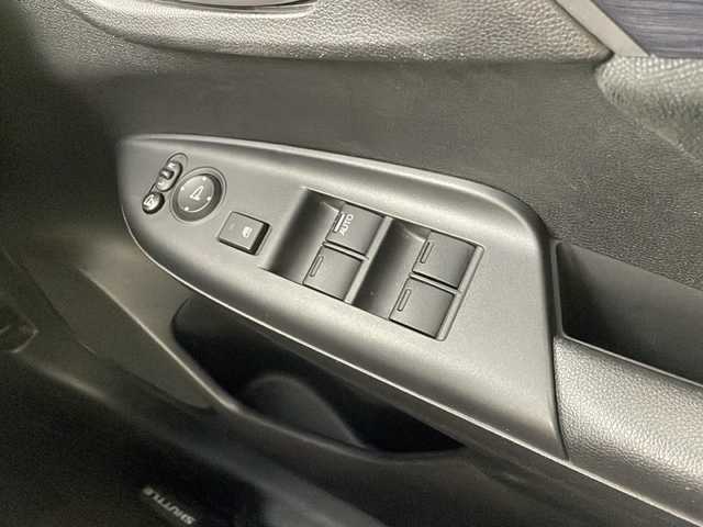 ホンダ シャトル ハイブリッド X ホンダセンシング 栃木県 2017(平29)年 6.3万km ミッドナイトブルービームM 純正ナビ（VXM-184VFi）/（BT/ワンセグ/CD/DVD/AM/FM)/衝突軽減システム/追従クルーズコントロール　/横滑り防止/先行車発進お知らせ/標識認識機能/車線逸脱抑制機能/バックカメラ　/シートヒーター　/ビルドインＥＴＣ　/ドライブレコーダー　/ＬＥＤヘッドライト　/ステアリングスイッチ/プッシュスタート/スマートキー/スペアキー　/純正アルミホイール/純正フロアマット