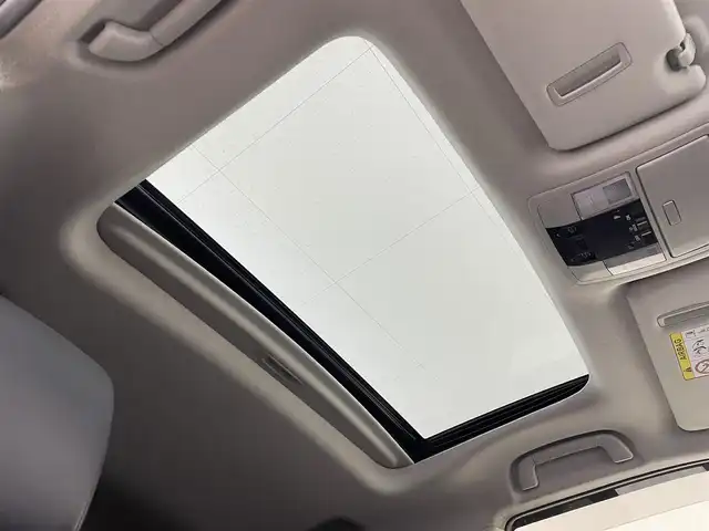 トヨタ ランドクルーザー プラド TX Lパッケージ ブラックED 埼玉県 2021(令3)年 9.9万km ホワイトパールクリスタルシャイン ＡＬＰＩＮＥ１０型ナビ　サンルーフ　レザーシート　シートヒーター　エアシート　Ｂカメラ　ビルトインＥＴＣ　前後ドライブレコーダー　パワーシート　ダウンヒルアシスト　LEDヘッドライト　追従走行　ＭＴモード付ＡＴ　ルーフレール