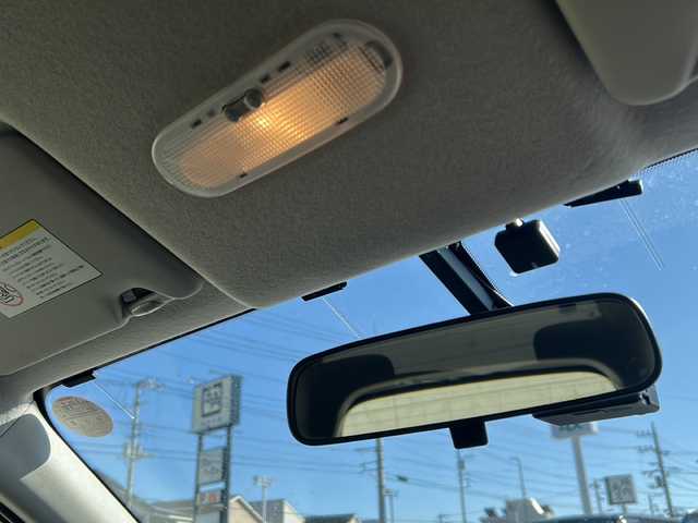 日産 マーチ ニスモ 静岡県 2014(平26)年 7.4万km ブリリアントシルバー /純正ナビ/地デジTV//純正CD/DVD/Bluetooth//バックカメラ//純正16インチAW//スマートキー//オートライト//ETC//ディスチャージ