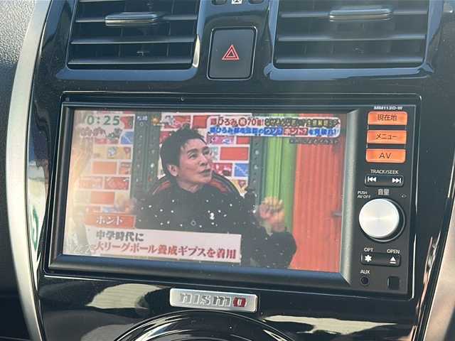 日産 マーチ ニスモ 静岡県 2014(平26)年 7.4万km ブリリアントシルバー /純正ナビ/地デジTV//純正CD/DVD/Bluetooth//バックカメラ//純正16インチAW//スマートキー//オートライト//ETC//ディスチャージ