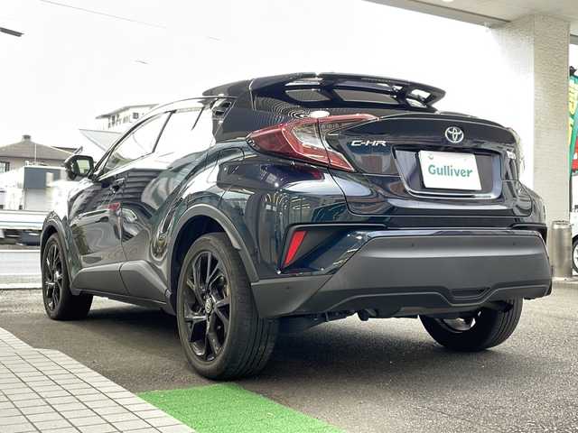 トヨタ Ｃ－ＨＲ G モード ネロ 高知県 2019(令1)年 6.5万km ブラッキッシュアゲハガラスフレーク 純正９インチナビ/（フルセグＴＶ／Ｂｌｕｅｔｏｏｔｈオーディオ／ＣＤ）/バックカメラ/ＥＴＣ/クルコン/オートハイビーム/コーナーセンサー/衝突被害軽減ブレーキ/ＬＥＤヘッドライト/スマートキー/スペアキー
