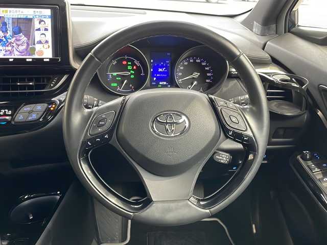 トヨタ Ｃ－ＨＲ G モード ネロ 高知県 2019(令1)年 6.5万km ブラッキッシュアゲハガラスフレーク 純正９インチナビ/（フルセグＴＶ／Ｂｌｕｅｔｏｏｔｈオーディオ／ＣＤ）/バックカメラ/ＥＴＣ/クルコン/オートハイビーム/コーナーセンサー/衝突被害軽減ブレーキ/ＬＥＤヘッドライト/スマートキー/スペアキー