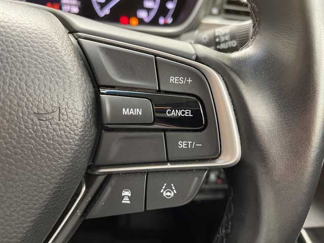 ホンダ オデッセイ ハイブリッド e:HEVアブソルート EX 茨城県 2022(令4)年 4.6万km プレミアムヴィーナスブラックP 純正１０インチナビ/マルチビューカメラシステム/スマートパーキングアシスト/衝突軽減ブレーキ/レーダークルーズコントロール/路外逸脱抑制機能/ブラインドスポットインフォメーション/パーキングセンサー/パワーバックドア/両側パワースライドドア/シートヒーター/ビルトインＥＴＣ2.0/ドライブレコーダー/HDMI＆USB入力端子/アクセサリーソケット