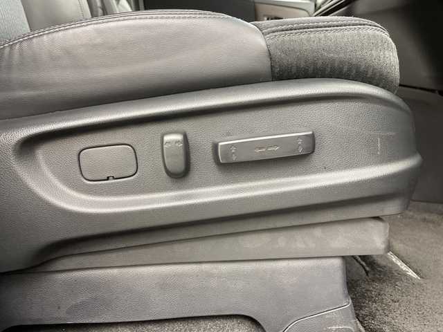 ホンダ オデッセイ ハイブリッド e:HEVアブソルート EX 茨城県 2022(令4)年 4.6万km プレミアムヴィーナスブラックP 純正１０インチナビ/マルチビューカメラシステム/スマートパーキングアシスト/衝突軽減ブレーキ/レーダークルーズコントロール/路外逸脱抑制機能/ブラインドスポットインフォメーション/パーキングセンサー/パワーバックドア/両側パワースライドドア/シートヒーター/ビルトインＥＴＣ2.0/ドライブレコーダー/HDMI＆USB入力端子/アクセサリーソケット