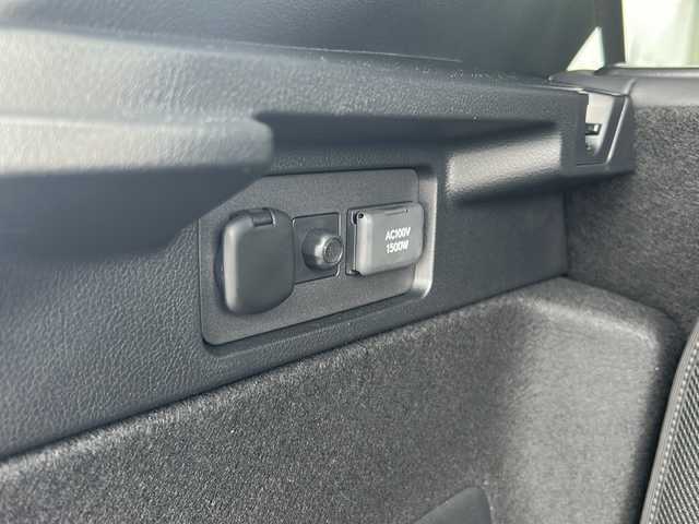 レクサス ＬＢＸ クール 佐賀県 2024(令6)年 0.8万km ウォームグレーパールマイカ/グレーマイカM 純正ナビ/Bluetooth/DVD/CD/フルセグテレビ/全周囲モニター/ワンオーナー/衝突軽減システム/アイドリングストップ/クルーズコントロール/ETC/プッシュスタート/前席パワーシート/前席シートヒーター/クリアランスソナー/HVDモード/EVモード/ECOモード/ステアリングスイッチ/スマートキー/革巻きステアリング/ブラインドスポットモニター/ロードサインアシスト/保証書/記録簿R７