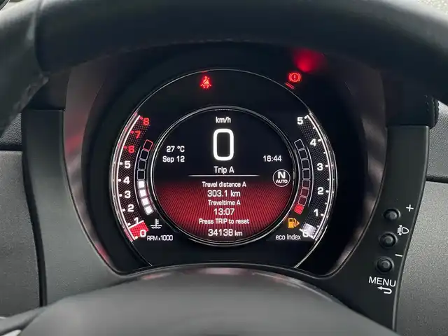 アバルト ５９５ コンペティツィオーネ 山梨県 2015(平27)年 3.5万km 白Ⅱ レコモン/Sabelt/社外メモリナビ（MDV-D404BT）/Bluetooth/ワンセグ/バックカメラ/CD/DVD/コーナーセンサー/純正17インチAW/キセノン/ETC