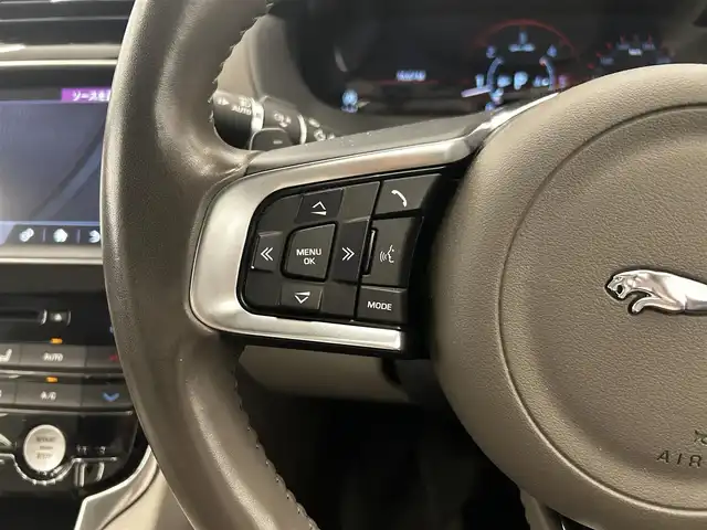 ジャガー ＸＥ XE プレステージ 岡山県 2019(平31)年 2.8万km ユーロンホワイト 純正ナビ/リアカメラ/MERIDIANスピーカー/Bluetooth/フルセグTV/USB/レザーシート/パワーシート/シートヒーター（ALL）/シートクーラー（D/N）/ACC/衝突回避ブレーキ/クロストラフィック/車線逸脱警告/LDW/BSM/リバース連動ミラー/PDC/社外レーダー/ドラレコ(F/R)/走行モード/アイドルストップ/ETC