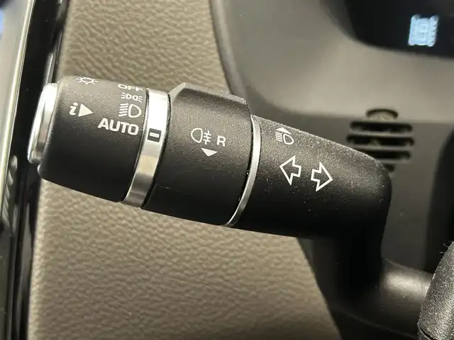 ジャガー ＸＥ XE プレステージ 岡山県 2019(平31)年 2.8万km ユーロンホワイト 純正ナビ/リアカメラ/MERIDIANスピーカー/Bluetooth/フルセグTV/USB/レザーシート/パワーシート/シートヒーター（ALL）/シートクーラー（D/N）/ACC/衝突回避ブレーキ/クロストラフィック/車線逸脱警告/LDW/BSM/リバース連動ミラー/PDC/社外レーダー/ドラレコ(F/R)/走行モード/アイドルストップ/ETC