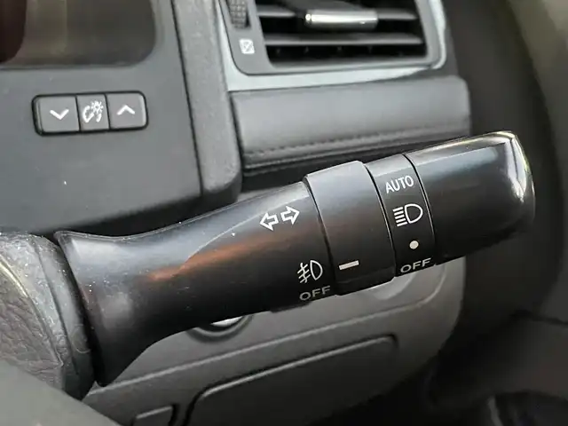 トヨタ クラウン アスリート アニバーサリーエディション 愛知県 2009(平21)年 10.7万km ブラック スマートキー/プッシュスタート/純正HDDナビ/TV/バックカメラ/ビルトインETC/純正18インチAW/クルーズコントロール/オートライト/ステアリングスイッチ/前席パワーシート/純正フロアマット/純正ドアバイザー