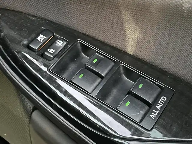 トヨタ クラウン アスリート アニバーサリーエディション 愛知県 2009(平21)年 10.7万km ブラック スマートキー/プッシュスタート/純正HDDナビ/TV/バックカメラ/ビルトインETC/純正18インチAW/クルーズコントロール/オートライト/ステアリングスイッチ/前席パワーシート/純正フロアマット/純正ドアバイザー