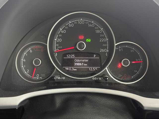 フォルクスワーゲン ザ・ビートル デザイン 愛知県 2018(平30)年 4万km ディープブラックパールエフェクト ワンオーナー　/純正メーカーオプションナビ【716SDCW】　/ＣＤ　ＤＶＤ　ＢＴ　フルセグＴＶ　ＳＤ　ＦＭ　ＡＭ　ＵＳＢ　/バックカメラ　/クルーズコントロール　/ＭＴモード付ＡＴ　/ビルトインＥＴＣ　/バイキセノンオートヘッドライト/電動格納ウインカーミラー/ミラーヒーター/スペアキー/スマートキー/ヘッドライトレベライザー/純正フロアマット/純正17インチAW/ブラインドスポットモニター/革巻きステアリング/フロントフォグライト