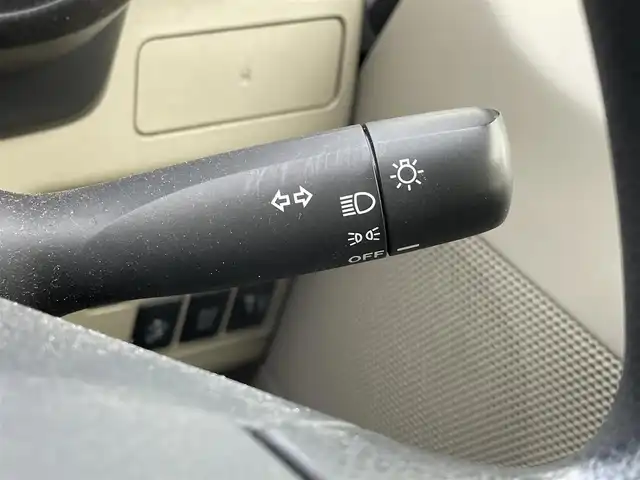 ダイハツ ムーヴ L スマートセレクション SA 群馬県 2014(平26)年 6.1万km パールホワイトⅢ 純正オーディオ/AM・FM・CD・AUX/横滑り防止装置/衝突軽減ブレーキ/アイドリングストップ/電動格納ミラー/取説・保証書/リモコンキー