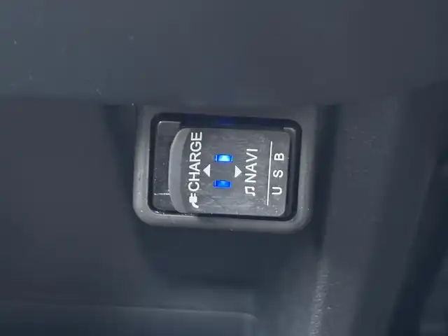 ダイハツ キャスト アクティバ X リミテッド SAⅢ 愛知県 2019(平31)年 2.3万km ファイアークォーツレッドM /禁煙//ワンオーナー//純正ナビ//バックカメラ//シートヒーター（前席）//PCS/LDA/TRC//盗難防止装置//アイドリングストップ//前後コーナーセンサー//レーダーブレーキサポート//オートライト//オートマチックハイビーム//オートリトラウィンカーミラー//ヘッドライトレベライザー//バニティミラー//プッシュスタート//純正フロアマット//純正ドアバイザー//純正ホイールキャップ//スペアスマートキー//新車時保証書//取扱説明書//ナビ取扱説明書