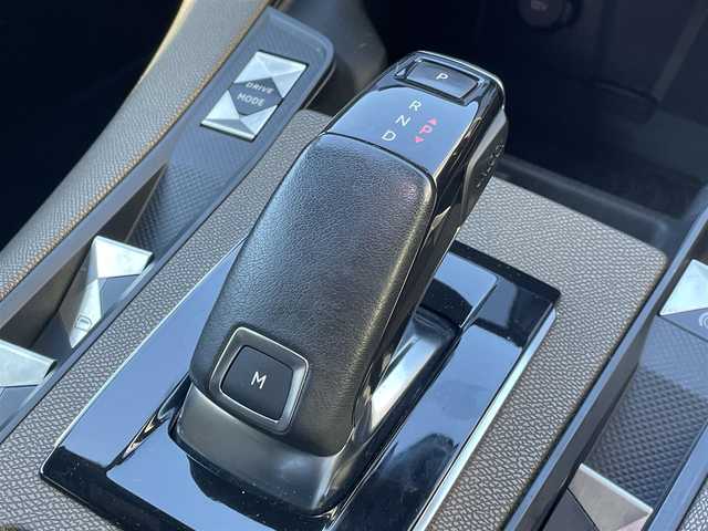 ＤＳオートモビル ＤＳ７ クロスバック ソーシック 静岡県 2018(平30)年 5.8万km ブランナクレ 前席シートヒーター/純正ナビ/(Bluetooth/AppleCarPlay/USB/フルセグ)/ACC/BSM/ESC/衝突被害軽減システム/アクティブセーフティーブレーキ/電動リアゲート/インテリジェントハイビーム/レザーステアリング/ルーフレール/HIDライト/純正フロアマット/純正18インチアルミホイール/360°カメラ/ETC/ドライブレコーダー/保証書/取扱説明書