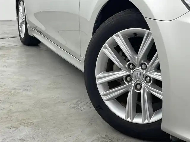 トヨタ クラウン ハイブリッド アスリートG 福岡県 2014(平26)年 7.9万km プレシャスシルバー 純正ナビ　/バックカメラ　/ＥＴＣ　/前方ドライブレコーダー　/レーダー探知機　/ＡＣＣ　/コーナーセンサー　/ＭＴモード付き　/オートマチックハイビーム　/シートベンチレーション　/ステアリングヒーター　/パワーシート