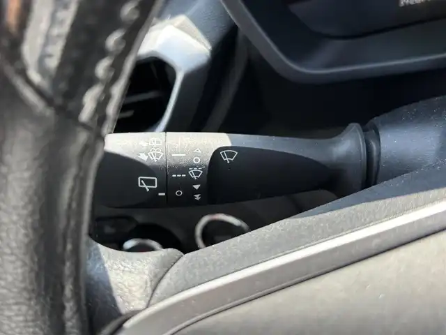 ダイハツ ロッキー X 福岡県 2019(令1)年 4万km コンパーノレッド 前後ドラレコ/レーンキープアシスト/衝突被害軽減システム/バックカメラ/ETC/AppleCarPlay/フルセグTV/Bluetooth/USB/１２Vソケット/純正フロアマット/純正AW