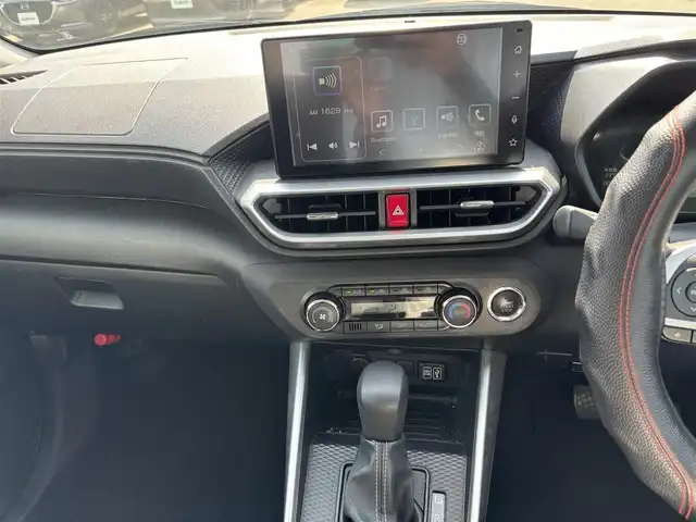 ダイハツ ロッキー X 福岡県 2019(令1)年 4万km コンパーノレッド 前後ドラレコ/レーンキープアシスト/衝突被害軽減システム/バックカメラ/ETC/AppleCarPlay/フルセグTV/Bluetooth/USB/１２Vソケット/純正フロアマット/純正AW