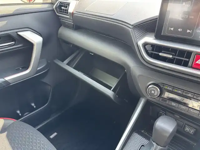 ダイハツ ロッキー X 福岡県 2019(令1)年 4万km コンパーノレッド 前後ドラレコ/レーンキープアシスト/衝突被害軽減システム/バックカメラ/ETC/AppleCarPlay/フルセグTV/Bluetooth/USB/１２Vソケット/純正フロアマット/純正AW