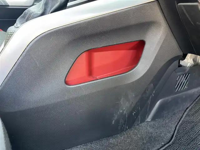 ダイハツ ロッキー X 福岡県 2019(令1)年 4万km コンパーノレッド 前後ドラレコ/レーンキープアシスト/衝突被害軽減システム/バックカメラ/ETC/AppleCarPlay/フルセグTV/Bluetooth/USB/１２Vソケット/純正フロアマット/純正AW