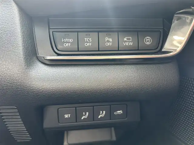 マツダ ＣＸ－３０ 20S Lパッケージ 愛知県 2019(令1)年 3.3万km ソウルレッドクリスタルM 純正メモリナビ/フルセグテレビ/バックカメラ/アラウンドビュー/アイドリングストップ/ウィンカーミラー/クルーズコントロール/プッシュスタート/パワーバックドア/ETC/レザーステアリング/パドルシフト/シートヒーター