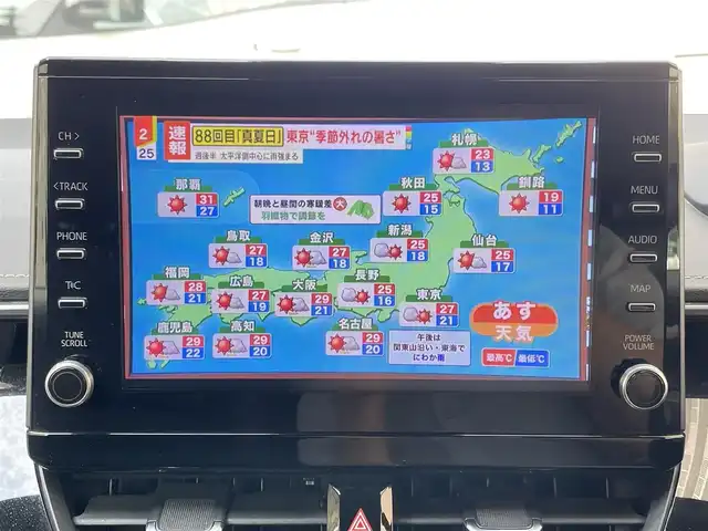 トヨタ カローラツーリング ハイブリッド ダブルバイビー 大阪府 2020(令2)年 11.2万km スパークリングブラックパールクリスタルシャイン ワンオーナー/9インチディスプレイオーディオ/・AM/FM/BT/フルセグTV/バックカメラ/ETC/ドライブレコーダー【TZ-D205W】/Toyota Safety Sense/・プリクラッシュセーフティー/・レーントレーシングアシスト/・レーンディバーチャーアラート/・レーダークルーズコントロール/・オートマティックハイビーム/・ロードサインアシスト/インテリジェントクリアランスソナー/プッシュスタート/電子パーキングブレーキ/スペアキー1本/保証書/取扱説明書/記録簿 R6 R5 R4 R3