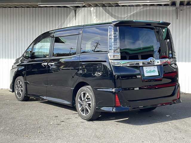 トヨタ ヴォクシー ZS 煌 長野県 2018(平30)年 6.9万km ブラック 純正メモリナビフルセグTV/バックカメラ/ETC/ドライブレコーダー/両側パワースライドドア/純正16インチアルミ/クルーズコントロール/プッシュスタート/アイドリングストップ/保証書・取説
