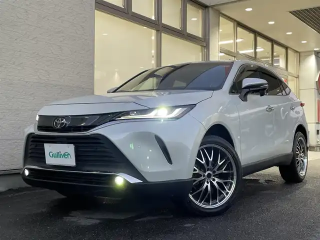 トヨタ ハリアー G 大阪府 2023(令5)年 3.7万km プラチナホワイトパールマイカ １オーナー/純正ナビ/（フルセグ／ＢＴ／ＣＤ／ＤＶＤ）/バックカメラ/レーダークルーズコントロール/衝突軽減装置/レーンキープ/横滑り装置/ハーフレザーシート/運転席パワーシート/電動リアゲート/社外20インチＡＷ(TZ)/前後ドラレコ/ＥＴＣ２．０/保証書/スペアキー　1本
