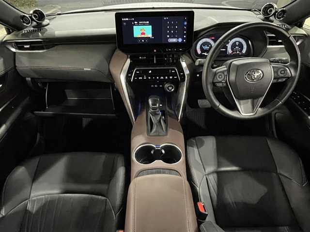 トヨタ ハリアー G 大阪府 2023(令5)年 3.7万km プラチナホワイトパールマイカ ワンオーナー/純正12.3型ナビ/フルセグTV BT HDMI USB Miracast/バックカメラ/TVキャンセラー/デジタルインナーミラー/パワーバックドア/コーナーセンサー/衝突被害軽減ブレーキ/レーダークルーズコントロール/レーンアシスト/ブラインドスポットモニタ/オートマチックハイビーム/LEDオートヘッドライト/フォグライト/ハーフレザーシート/パワーシート/前後ドラレコ/社外スピーカー/社外20インチアルミホイール/2.0ETC/スマートキー 2個/W サイド カーテン ニー エアバッグ/保証書/禁煙車